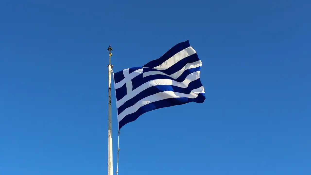 Essential Greek Slang To Sound Like A Native Greek Speaker